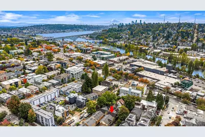 3635 Greenwood Avenue N #B, Seattle, WA 98103 - Photo 23
