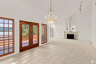 2305 E Lake Sammamish Pl SE, Sammamish, WA 98075 - Photo 17