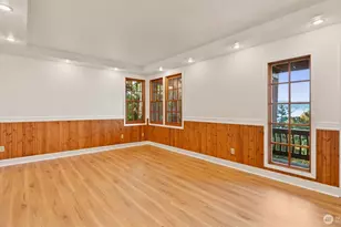 2305 E Lake Sammamish Pl SE, Sammamish, WA 98075 - Photo 27