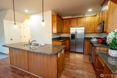 10727 SE 242nd Street #C1, Kent, WA 98030 - Photo 9