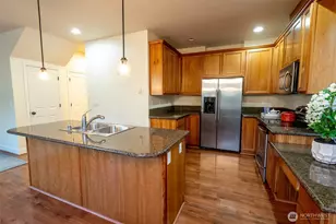 10727 SE 242nd St, Kent, WA 98030 - Photo 9