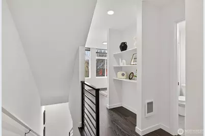 945 NW 56th Street, Seattle, WA 98107 - Photo 13