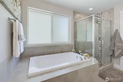 13165 176th Avenue E, Bonney Lake, WA 98391 - Photo 25