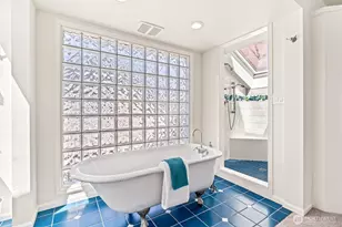 2763 59th Ave SW, Seattle, WA 98116 - Photo 23