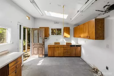 231 Central Street NE, Olympia, WA 98506 - Photo 29