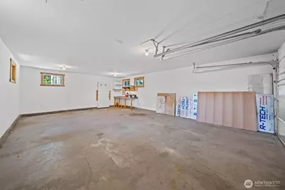 13512 Prairie Ridge Drive E, Bonney Lake, WA 98391 - Photo 19