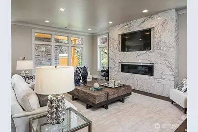 10207 NE 21st Place, Bellevue, WA 98004 - Photo 5