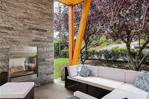 10207 NE 21st Pl, Bellevue, WA 98004 - Photo 23