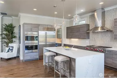 10207 NE 21st Place, Bellevue, WA 98004 - Photo 9