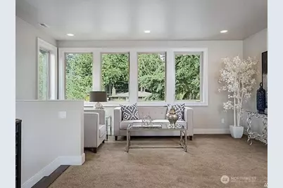 10207 NE 21st Place, Bellevue, WA 98004 - Photo 13