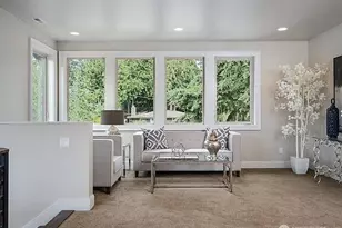 10207 NE 21st Pl, Bellevue, WA 98004 - Photo 13