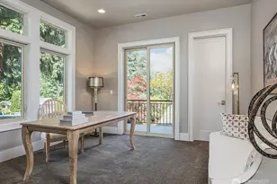 10207 NE 21st Pl, Bellevue, WA 98004 - Photo 11