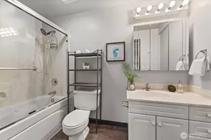 22208 Meridian Ave S, Bothell, WA 98021 - Photo 19
