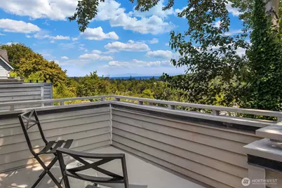 314 25th Avenue E, Seattle, WA 98112 - Photo 23