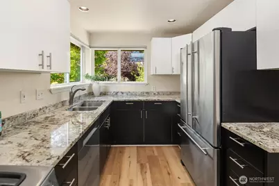 314 25th Avenue E, Seattle, WA 98112 - Photo 13
