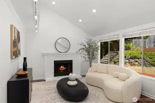 23973 SE 42nd Pl, Sammamish, WA 98029 - Photo 11