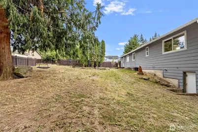 520 N 21st Street, Mount Vernon, WA 98273 - Photo 35