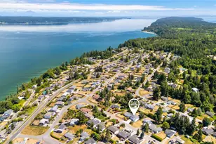 464 Marine View Pl, Camano Island, WA 98282 - Photo 3