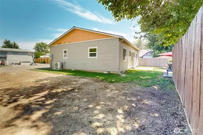 905 Cowl Street, Milton-Freewater, OR 97862 - Photo 17