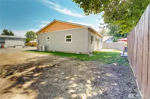 905 Cowl St, Milton-Freewater, OR 97862 - Photo 17