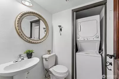 1406 Harvard Avenue #106, Seattle, WA 98122 - Photo 25