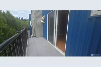 12345 Roosevelt Way NE #406, Seattle, WA 98125 - Photo 15