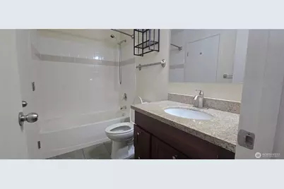 12345 Roosevelt Way NE #406, Seattle, WA 98125 - Photo 13