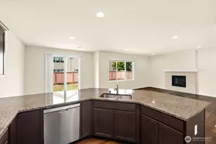10521 191st St Ct E, Puyallup, WA 98374 - Photo 9