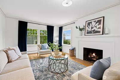 114 Queen Anne Drive, Seattle, WA 98109 - Photo 3