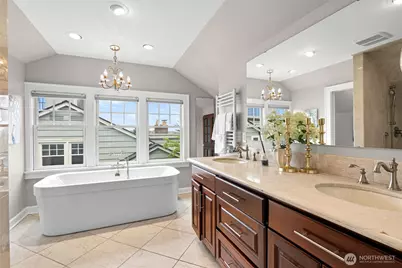 114 Queen Anne Drive, Seattle, WA 98109 - Photo 25