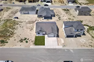 309 Olivia St, Sunnyside, WA 98944 - Photo 33