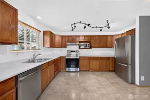 233 Cascade St, Buckley, WA 98321 - Photo 9
