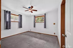 233 Cascade St, Buckley, WA 98321 - Photo 11