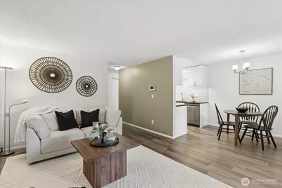 12742 NE 116th Lane #J23, Kirkland, WA 98034 - Photo 11