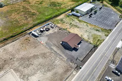 506 E Stover Road, Grandview, WA 98930 - Photo 3