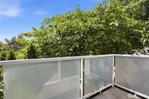 8800 20th Ave NE, Seattle, WA 98115 - Photo 9
