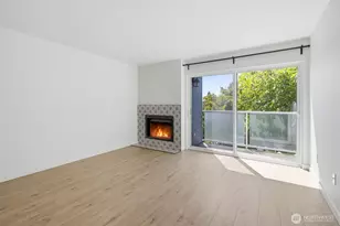 8800 20th Ave NE, Seattle, WA 98115 - Photo 7