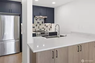 8800 20th Ave NE, Seattle, WA 98115 - Photo 15