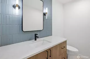 8800 20th Ave NE, Seattle, WA 98115 - Photo 21