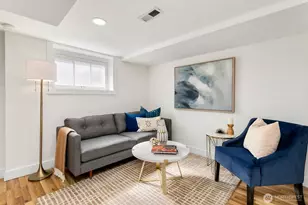 4329 5th Ave NE, Seattle, WA 98105 - Photo 19