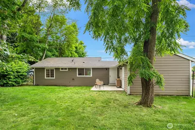 10902 26th Avenue SW, Seattle, WA 98146 - Photo 17
