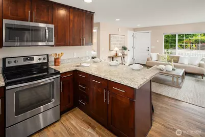 10902 26th Avenue SW, Seattle, WA 98146 - Photo 11