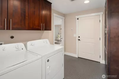 10902 26th Avenue SW, Seattle, WA 98146 - Photo 15