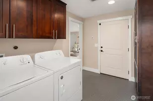 10902 26th Ave SW, Seattle, WA 98146 - Photo 15