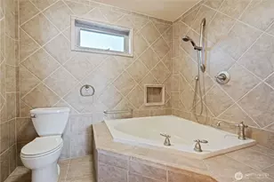 1300 Peace Portal Dr, Blaine, WA 98230 - Photo 21