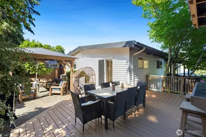 11123 34th Place SW, Seattle, WA 98146 - Photo 27