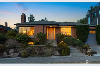 3848 29th Avenue W, Seattle, WA 98199 - Photo 1