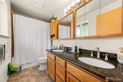 11321 172nd Street E, Puyallup, WA 98374 - Photo 11