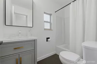 922 Pitt Avenue, Bremerton, WA 98310 - Photo 13
