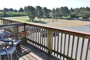 615 Ocean Shores Blvd NW, Ocean Shores, WA 98569 - Photo 7